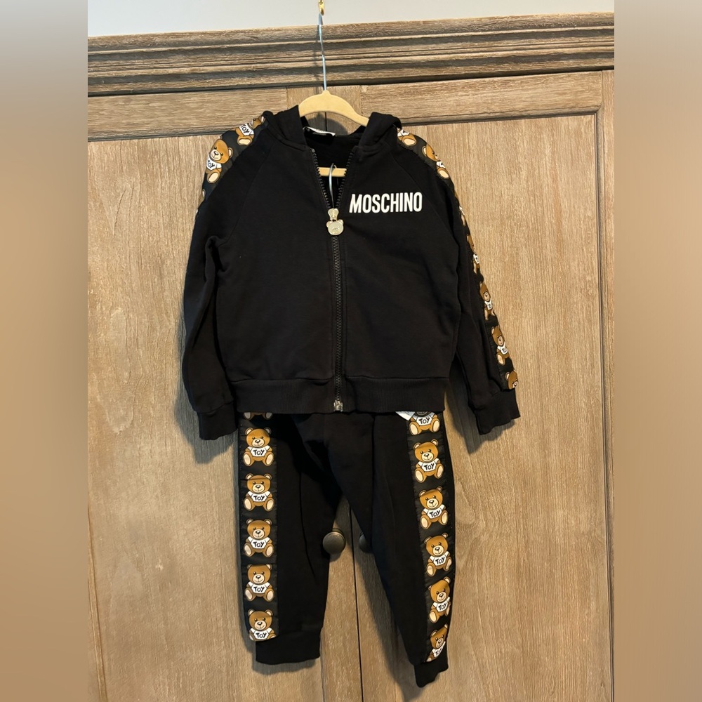 MOSCHINO Kid set size 4 Years old , fit Height: 104 CM